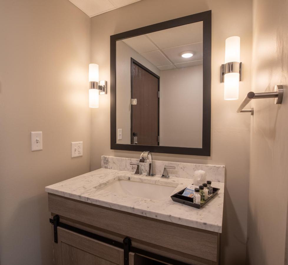 Superior Stay Hotel Marquette Zewnętrze zdjęcie